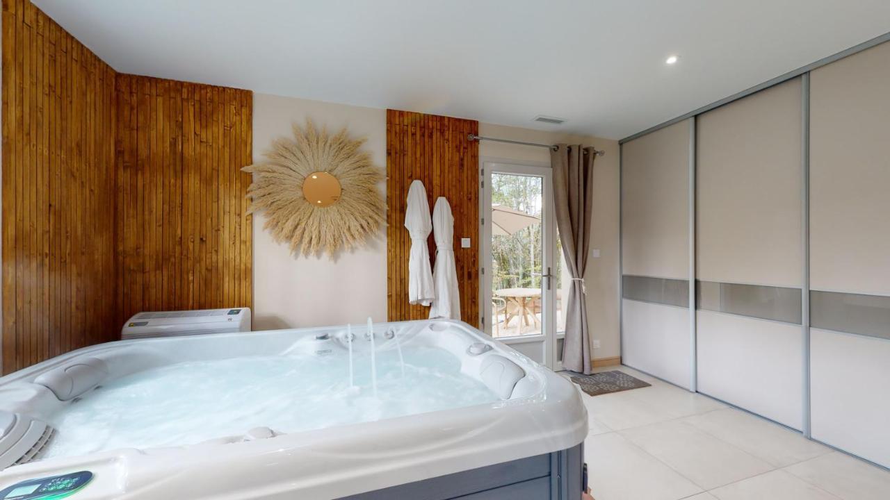 Gite Spa & Nature Saint-Chamassy エクステリア 写真