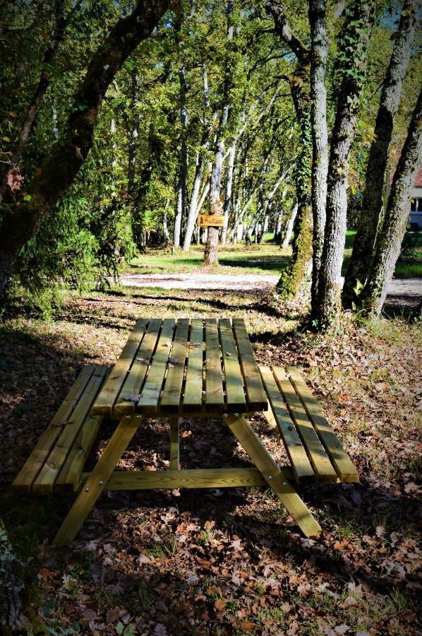 Gite Spa & Nature Saint-Chamassy エクステリア 写真